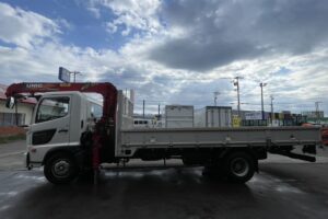 サムネイル: 令和2年　レンジャー4トン4段クレーンロング ラジコン 走行3.7万キロ‼ 車検1年付