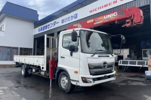 サムネイル: 令和2年　レンジャー4トン4段クレーンロング ラジコン 走行3.7万キロ‼ 車検1年付