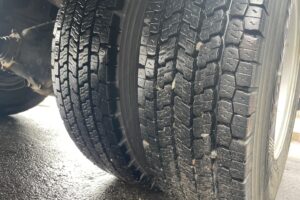サムネイル: 令和2年　レンジャー4トン4段クレーンロング ラジコン 走行3.7万キロ‼ 車検1年付