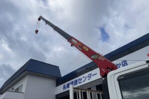 サムネイル: 令和2年　レンジャー4トン4段クレーンロング ラジコン 走行3.7万キロ‼ 車検1年付