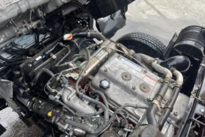 サムネイル: 令和2年　レンジャー4トン4段クレーンロング ラジコン 走行3.7万キロ‼ 車検1年付