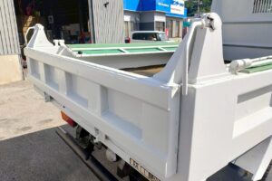 サムネイル: 平成26年　レンジャー4トンダンプ