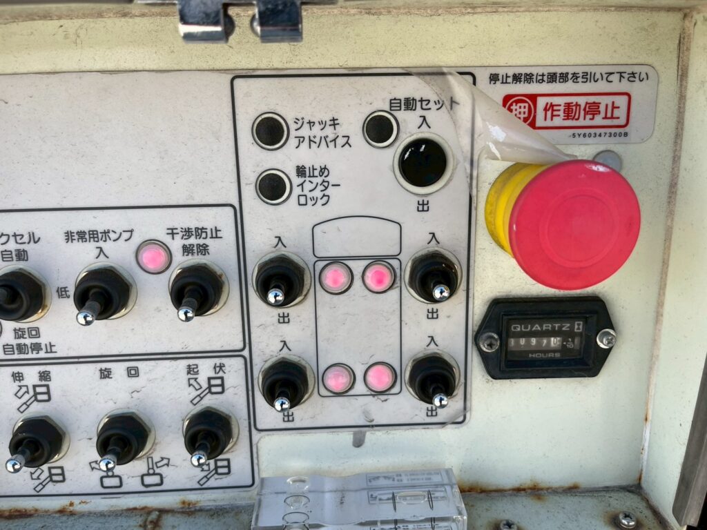 平成24年　日野　デュトロ　9.9ｍ高所作業車　スチールバケット（車検2年付）