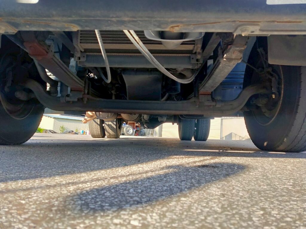 平成26年　いすゞ　フォワード　プレス式パッカー8.2㎥　連続スイッチ・汚泥タンク・バックモニター（車検1年付）
