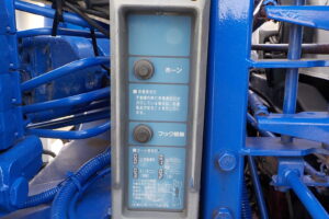 サムネイル: 平成21年　レンジャー 4ｔ3段クレーン ロングジャッキ　★ラジコン★フックイン★車検令和8年7月★
