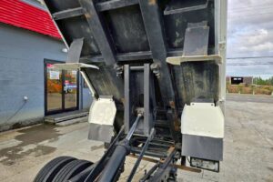 サムネイル: 平成25年 日野 デュトロ2tダンプ　