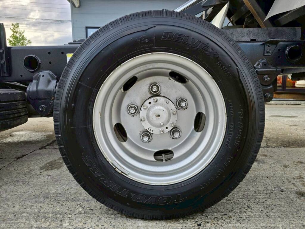 平成25年 日野 デュトロ2tダンプ　