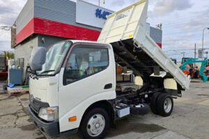 平成25年 日野 デュトロ2tダンプ　