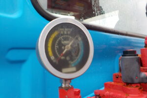 サムネイル: 平成20年　レンジャー 4ｔ4段クレーンロング　★ラジコン★差違いアウトリガー★パラフック★