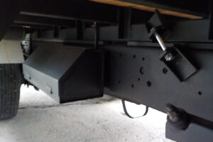 サムネイル: 平成23年　レンジャー 4ｔ4段クレーンロングジャッキ　★ラジコン★フックイン★車検令和8年8月★