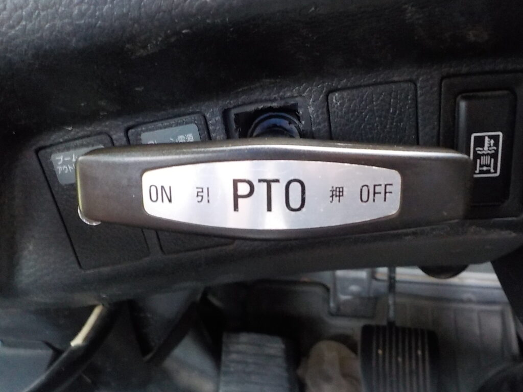 平成23年　レンジャー 4ｔ4段クレーンロングジャッキ　★ラジコン★フックイン★車検令和8年8月★