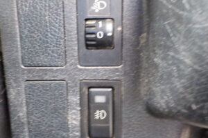 サムネイル: 平成23年　レンジャー 4ｔ4段クレーンロングジャッキ　★ラジコン★フックイン★車検令和8年8月★