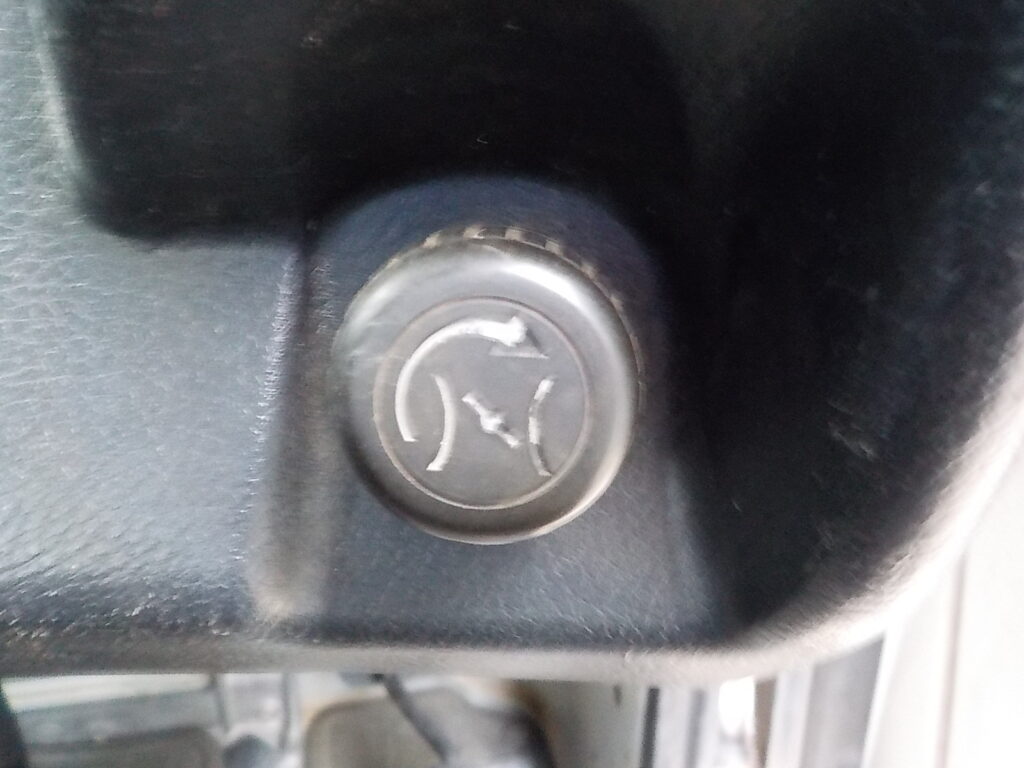 平成23年　レンジャー 4ｔ4段クレーンロングジャッキ　★ラジコン★フックイン★車検令和8年8月★