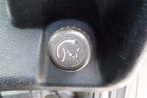 サムネイル: 平成23年　レンジャー 4ｔ4段クレーンロングジャッキ　★ラジコン★フックイン★車検令和8年8月★