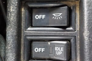 サムネイル: 平成23年　レンジャー 4ｔ4段クレーンロングジャッキ　★ラジコン★フックイン★車検令和8年8月★