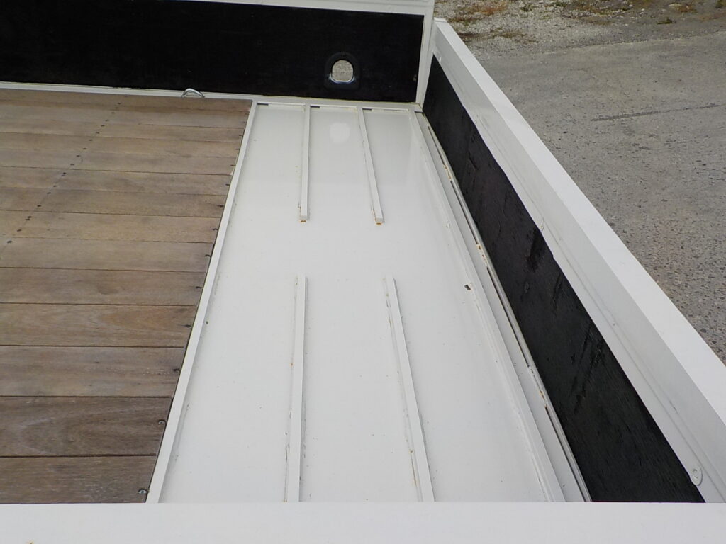 平成23年　レンジャー 4ｔ4段クレーンロングジャッキ　★ラジコン★フックイン★車検令和8年8月★