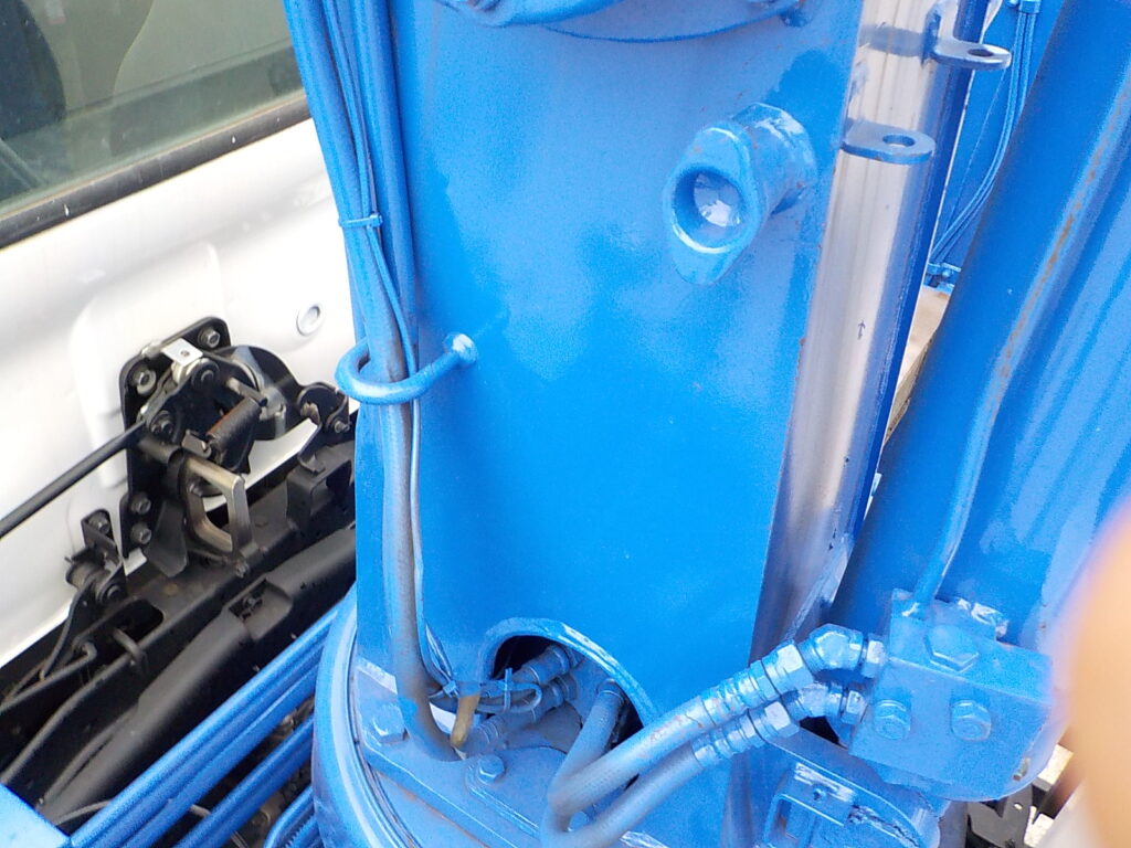 平成23年　レンジャー 4ｔ4段クレーンロングジャッキ　★ラジコン★フックイン★車検令和8年8月★