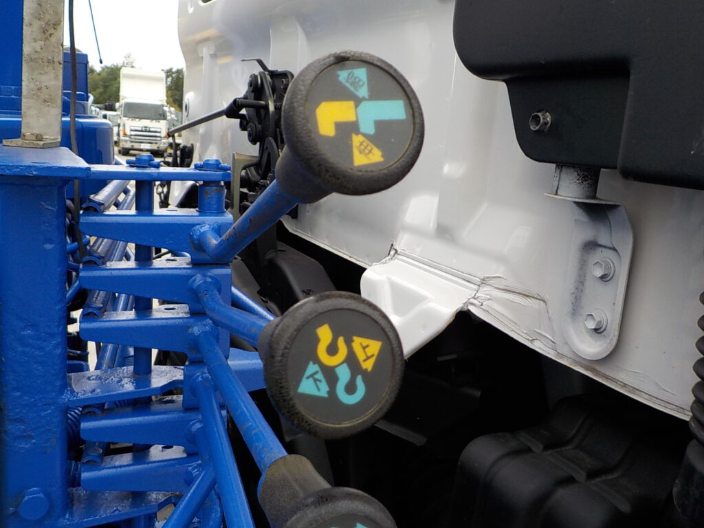 平成23年　レンジャー 4ｔ4段クレーンロングジャッキ　★ラジコン★フックイン★車検令和8年8月★