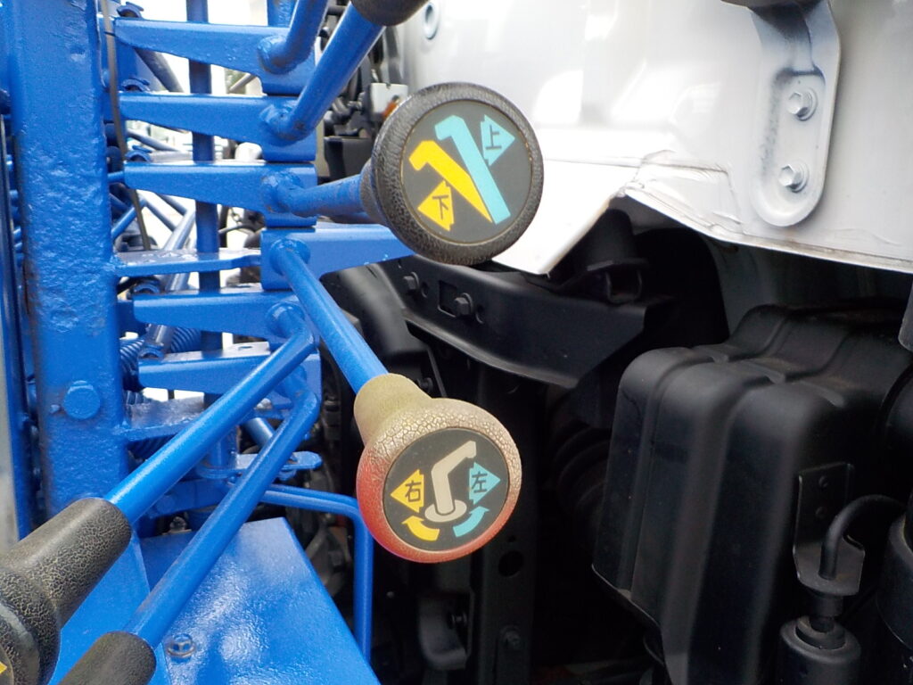 平成23年　レンジャー 4ｔ4段クレーンロングジャッキ　★ラジコン★フックイン★車検令和8年8月★