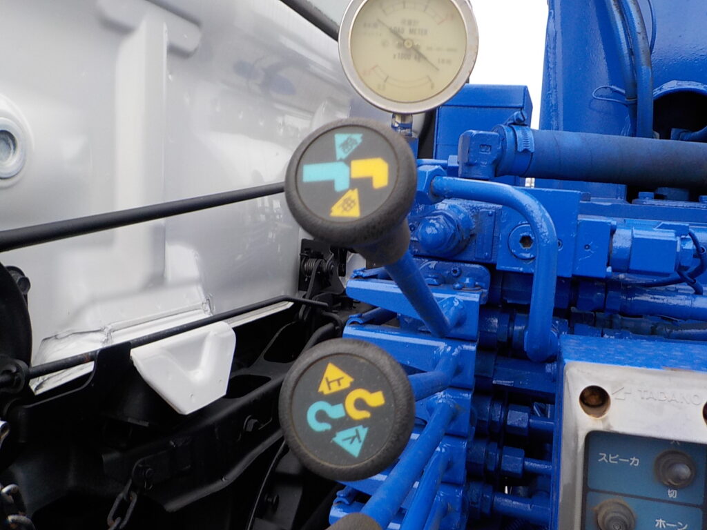 平成23年　レンジャー 4ｔ4段クレーンロングジャッキ　★ラジコン★フックイン★車検令和8年8月★