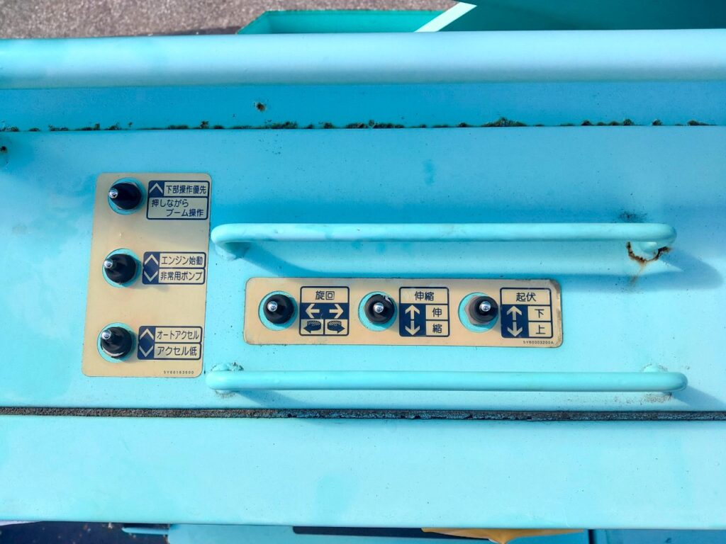平成19年　日野デュトロ12m高所作業車