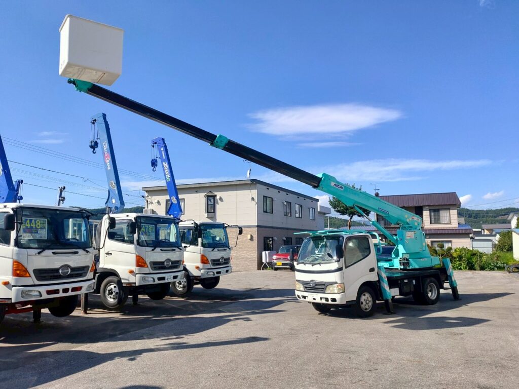 平成19年　日野デュトロ12m高所作業車