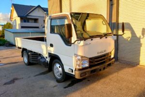 サムネイル: 平成27年　いすゞエルフ2t平ショート4WD　後輪Wタイヤ