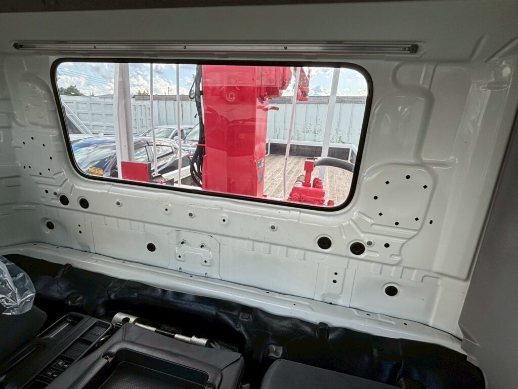 平成24年　日野レンジャー4トン4段クレーン RC付（車検1年付）