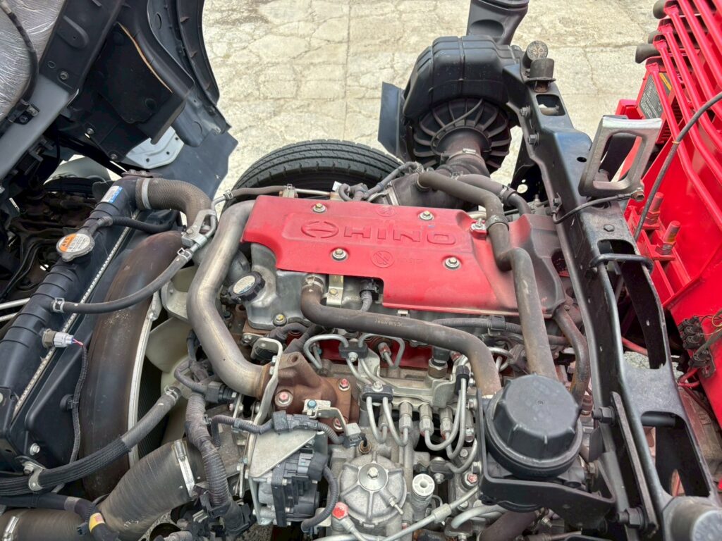 平成24年　日野レンジャー4トン4段クレーン RC付（車検1年付）