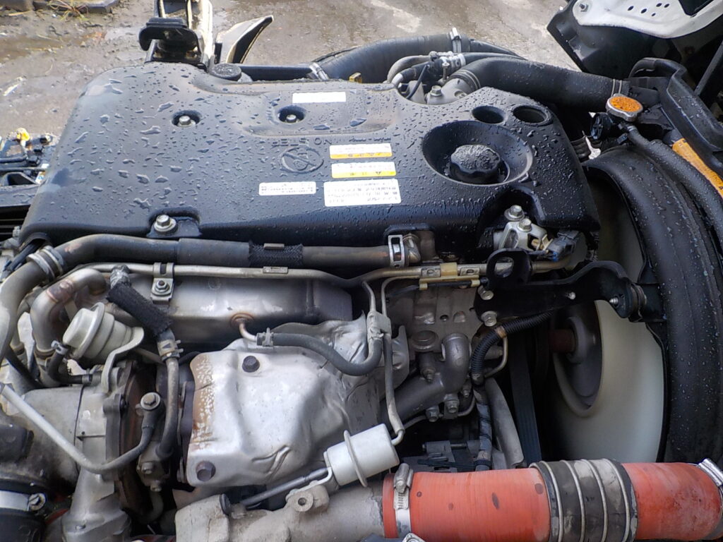 平成26年　エルフ 3ｔダンプ　コボレーン