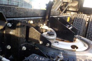 サムネイル: 平成26年　エルフ 3ｔダンプ　コボレーン