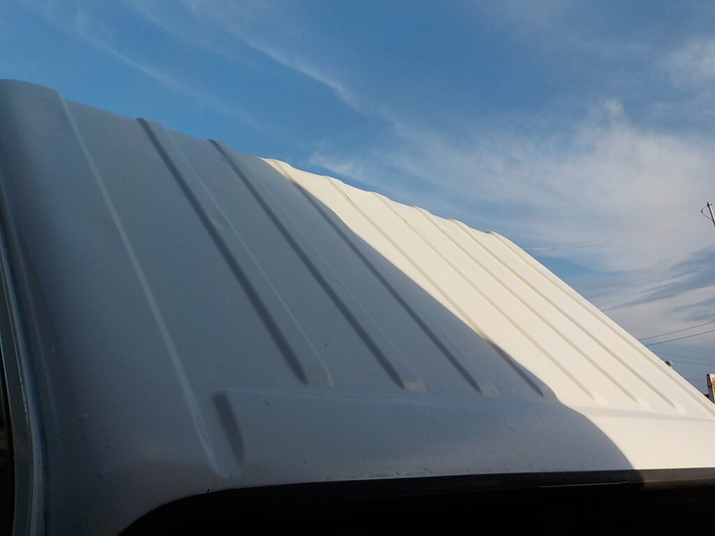 平成26年　エルフ 3ｔダンプ　コボレーン