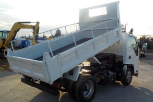 サムネイル: 平成26年　エルフ 3ｔダンプ　コボレーン