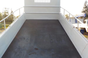 サムネイル: 平成26年　エルフ 3ｔダンプ　コボレーン