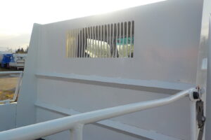 サムネイル: 平成26年　エルフ 3ｔダンプ　コボレーン