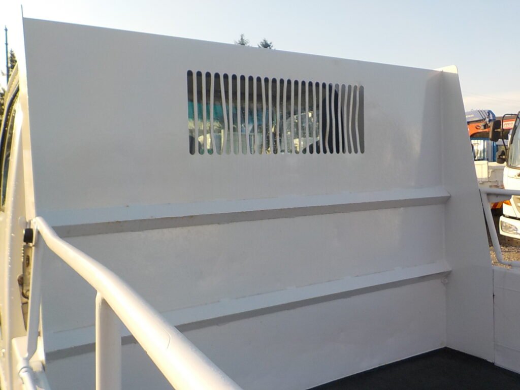 平成26年　エルフ 3ｔダンプ　コボレーン