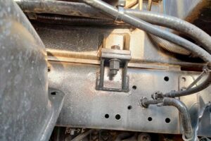 サムネイル: 平成17年式エルフ12m高所作業車スチールバケット