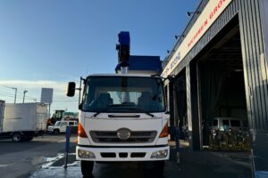 サムネイル: 平成22年　レンジャー４トン４段クレーンロング ラジコン フックイン 車検１年付