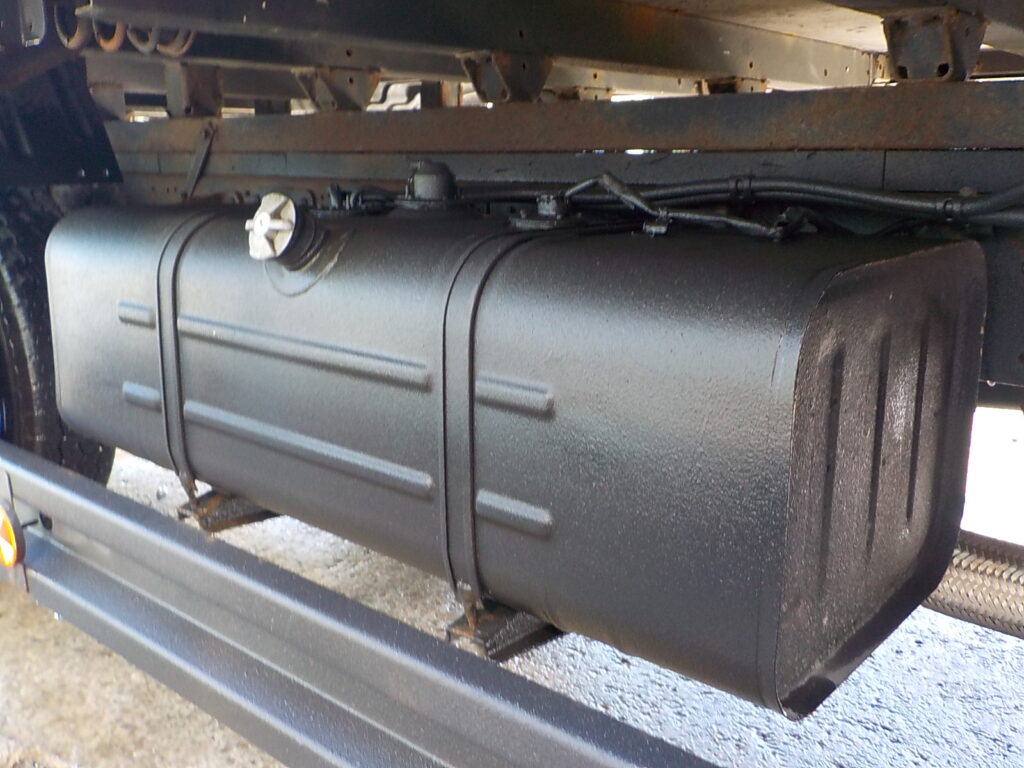 平成28年　デュトロ 3ｔ平　★4ＷＤ★ワイドロング★アルミアオリ★