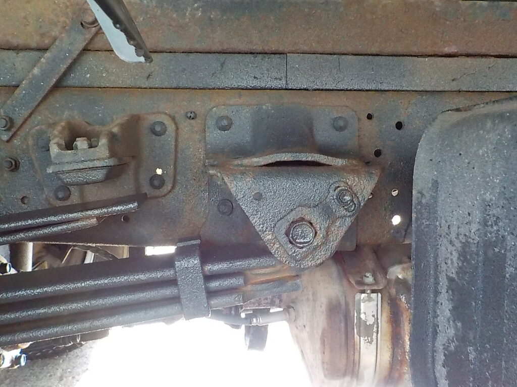 平成28年　デュトロ 3ｔ平　★4ＷＤ★ワイドロング★アルミアオリ★