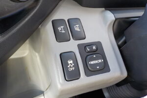 サムネイル: 平成28年　デュトロ 3ｔ平　★4ＷＤ★ワイドロング★アルミアオリ★