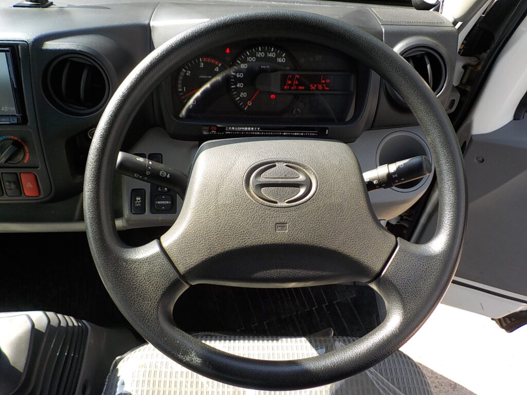 平成28年　デュトロ 3ｔ平　★4ＷＤ★ワイドロング★アルミアオリ★