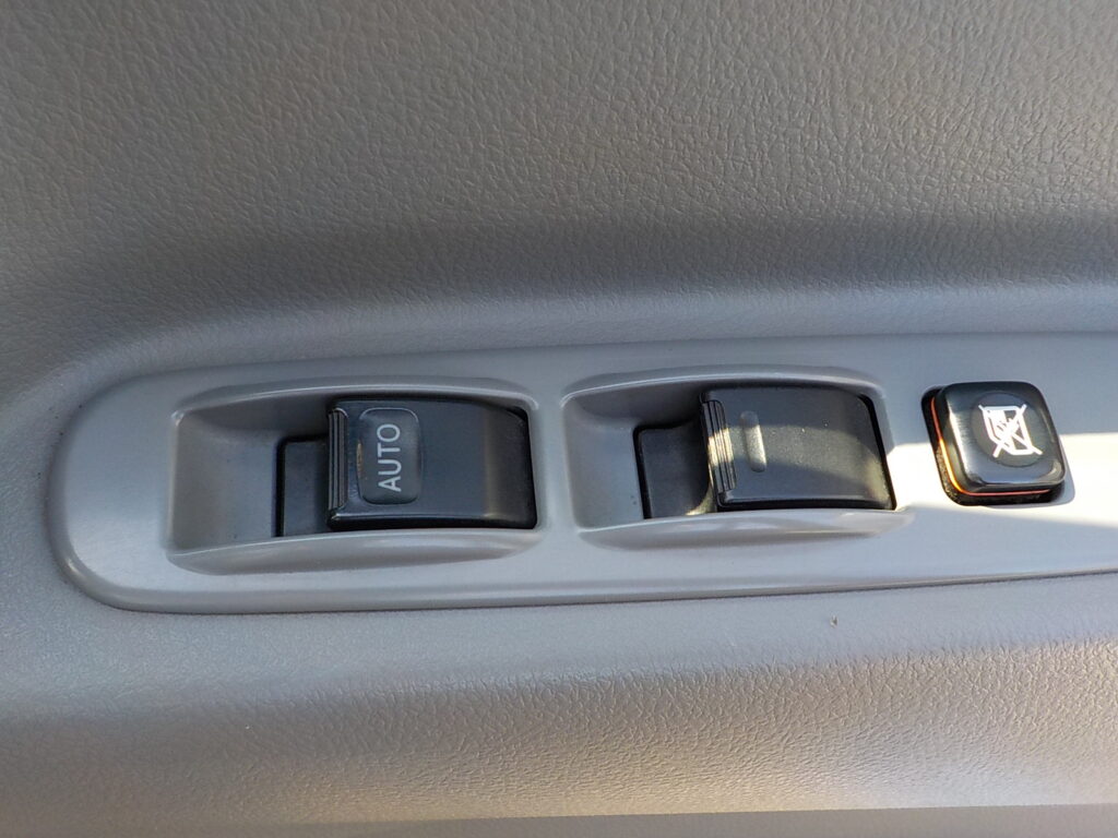 平成28年　デュトロ 3ｔ平　★4ＷＤ★ワイドロング★アルミアオリ★