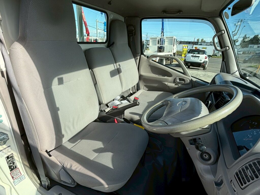 平成26年　トヨタ　トヨエース ロングSジャストロー 4WD