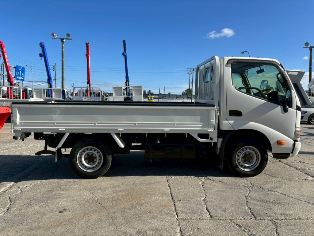 平成26年　トヨタ　トヨエース ロングSジャストロー 4WD