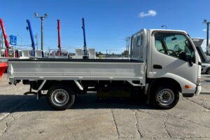 サムネイル: 平成26年　トヨタ　トヨエース ロングSジャストロー 4WD