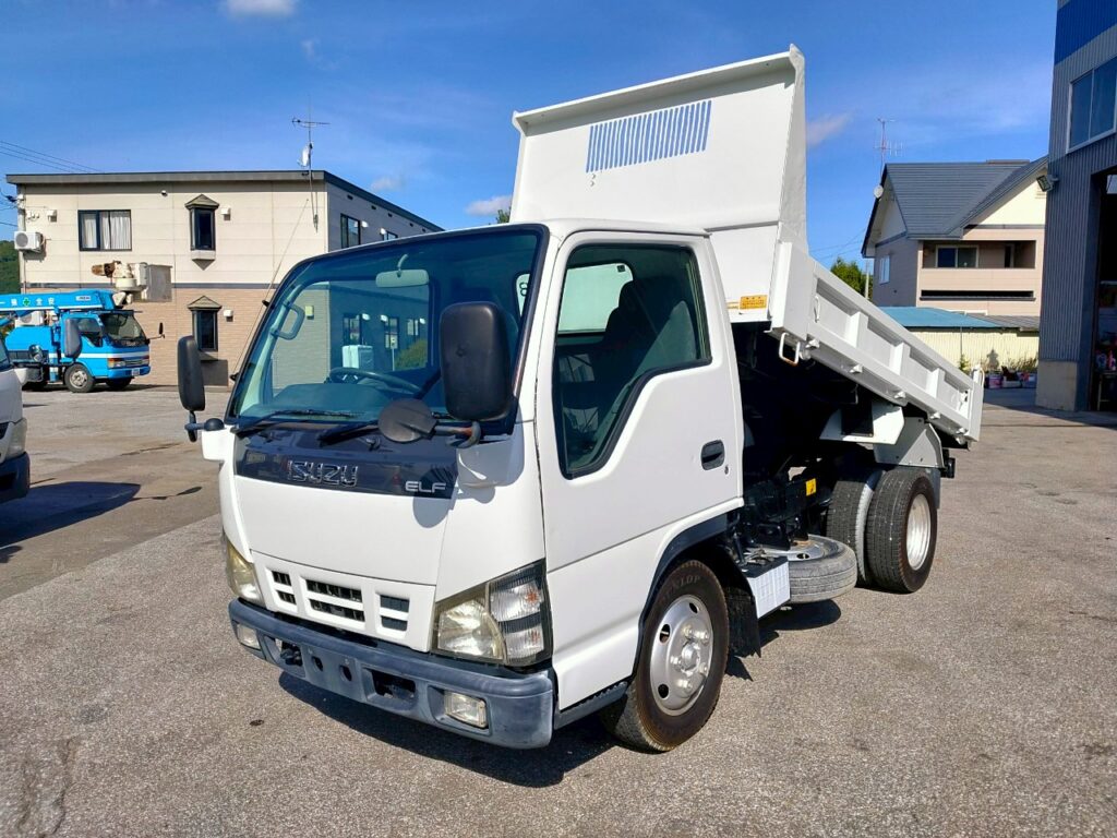 平成18年　いすゞ　エルフ　２トンダンプ
