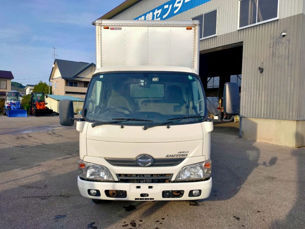 平成27年　デュトロ3トンアルミバン　P/G　4WD