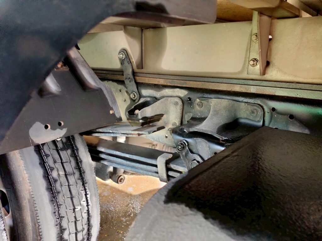 平成27年　デュトロ3トンアルミバン　P/G　4WD