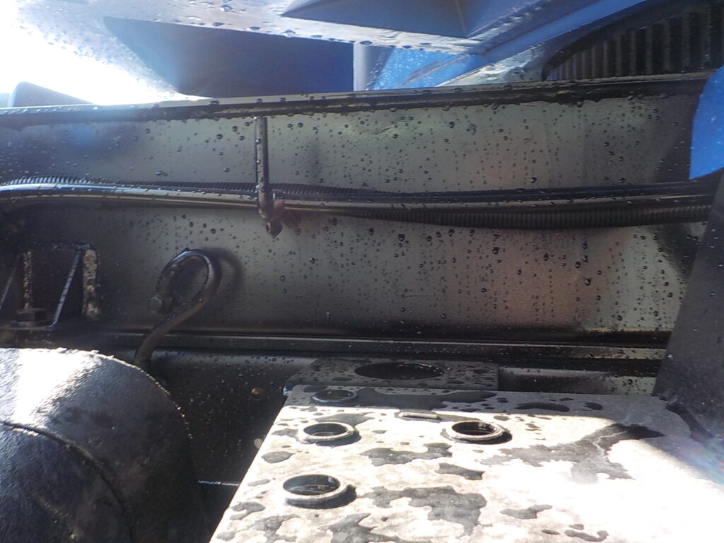 平成19年　デュトロ 11.9ｍ高所作業車　スチールバケット